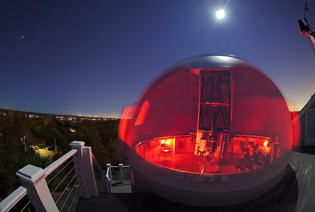 Mario Motta's amateur observatory,USA