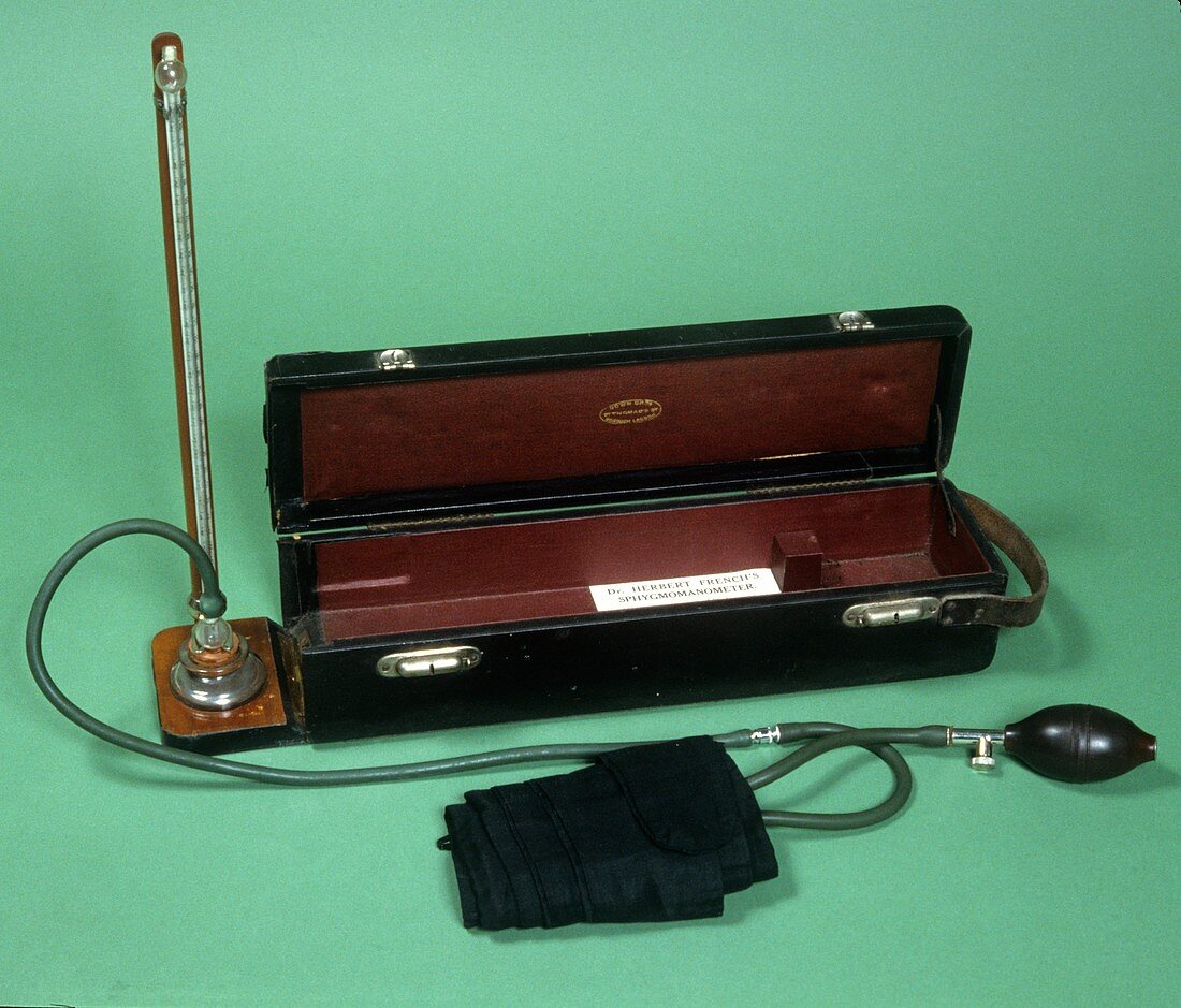 Riva-rocci sphygmomanometer,circa 1910