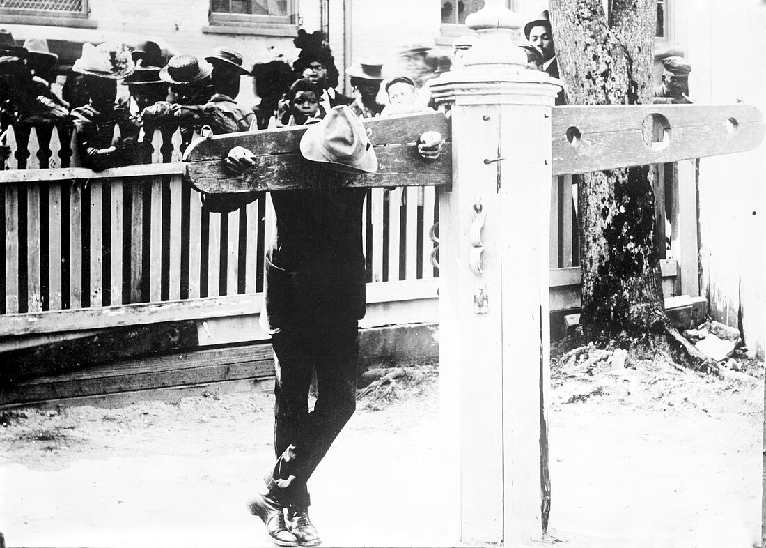 Punishment by pillory,historical image
