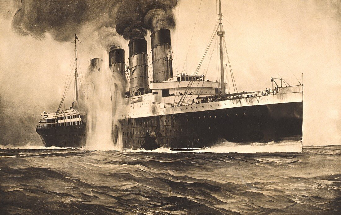 RMS Lusitania being torpedoed,1915