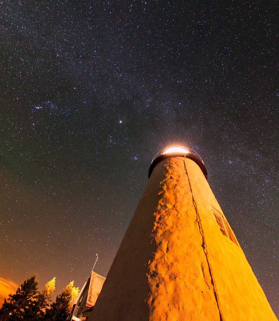 Pemaquid Point lighthouse and night sky
