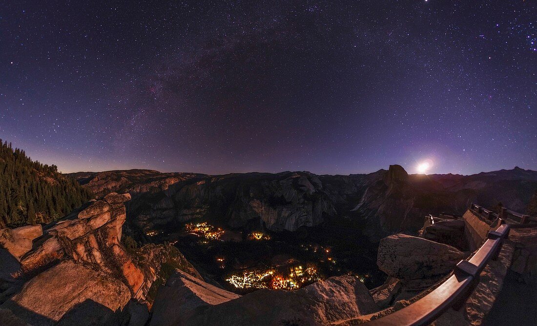 Night sky over Glacier Point,USA