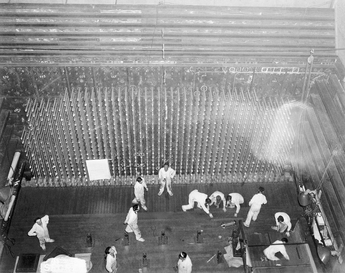 Nuclear reactor core construction,1940s