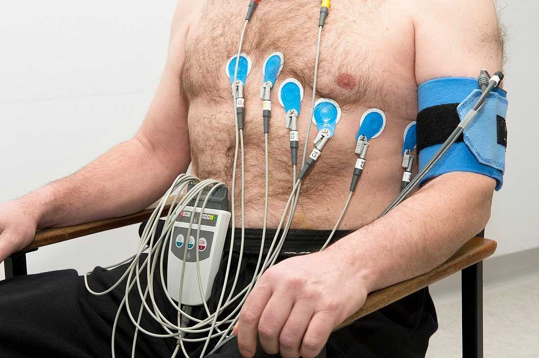 Electrocardiograph (ECG)