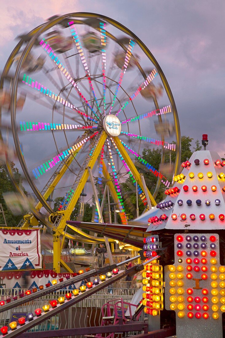 Ferris wheel fairground ride