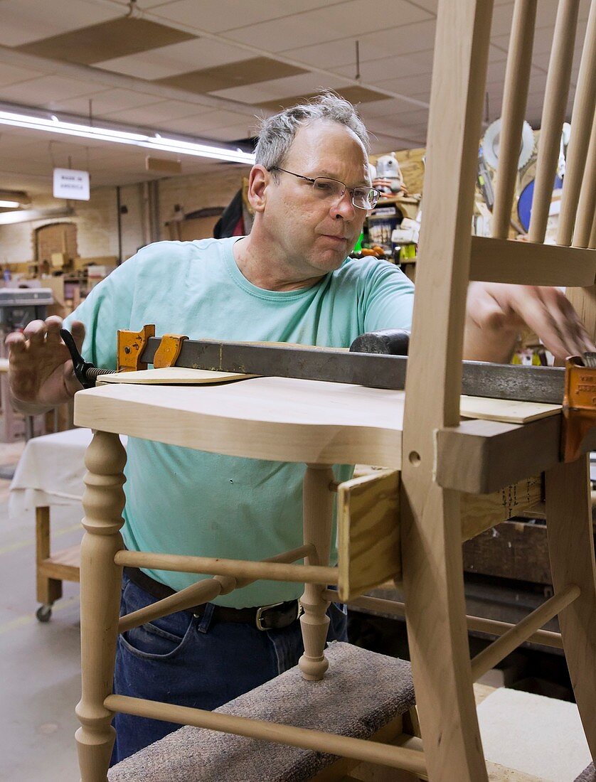 Furniture crafts manufacturing
