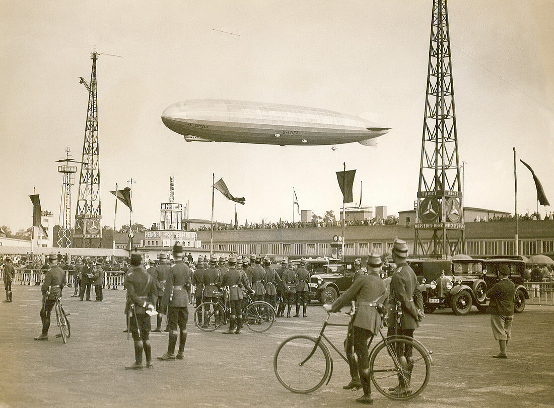 Graf Zeppelin polar flight chart