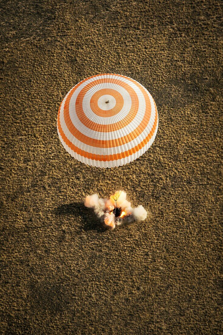 Soyuz spacecraft landing,Kazakhstan
