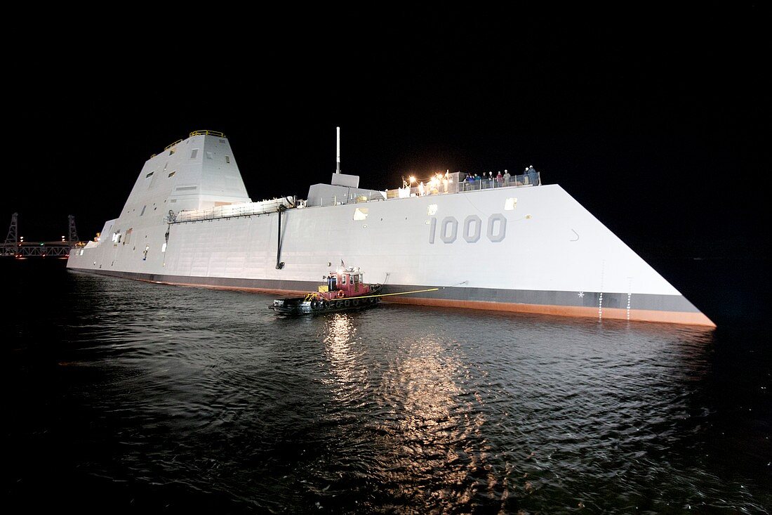 Stealth guided-missile destroyer