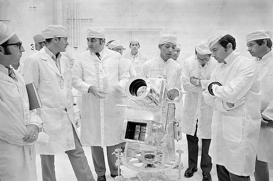 Apollo 16 surface experiments review