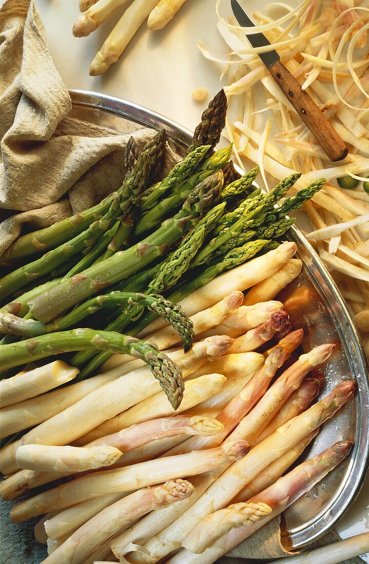 Cooked Green and White Asparagus