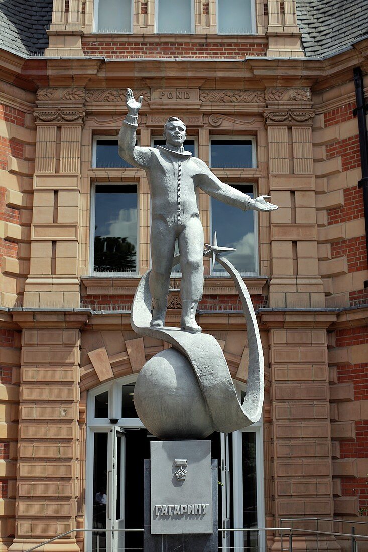 Yuri Gagarin statue,UK