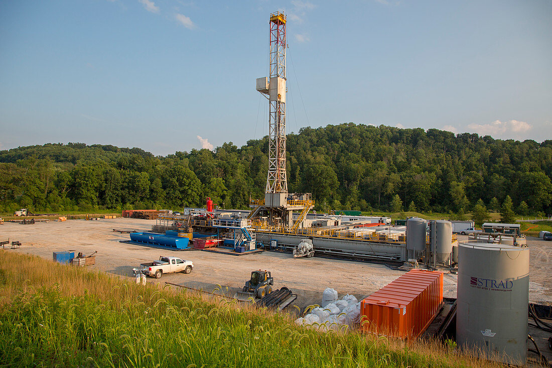 Fracking drill rig
