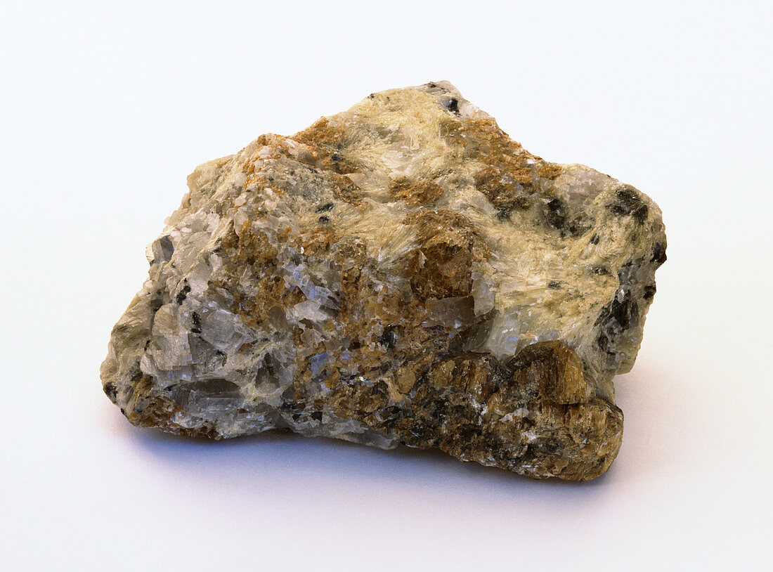 Brown monticellite