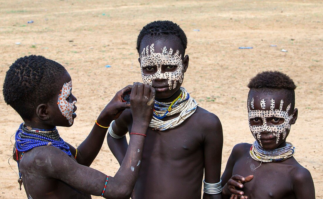 Karo tribe boys face painting