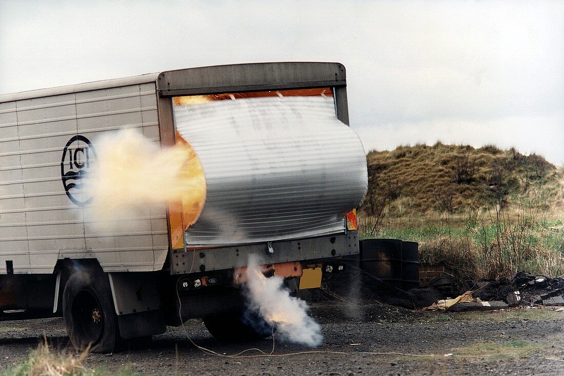 Chemical safety explosion test,1980s
