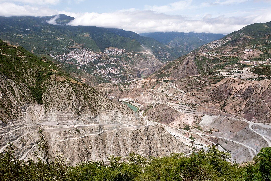 Dams under construction,Turkey