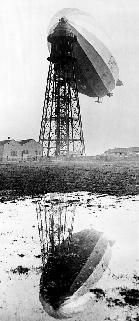 R100 airship,circa 1929