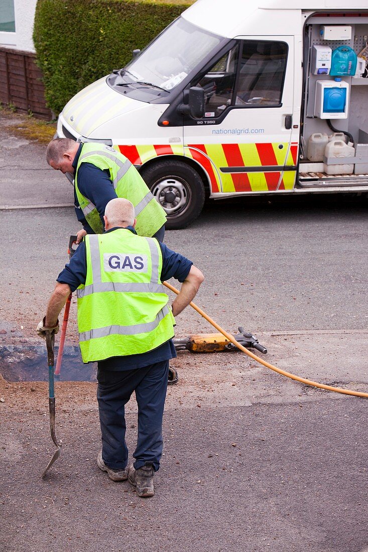 British Gas workers replacing old pipes