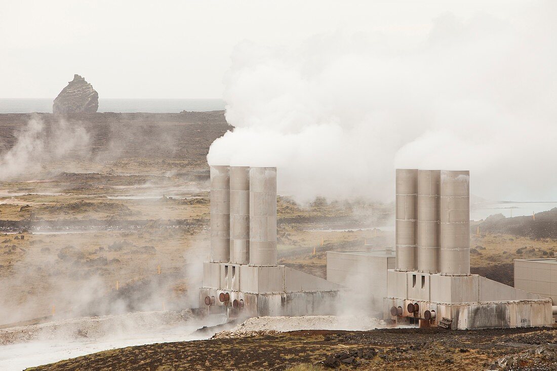 Capturing geothermal steam
