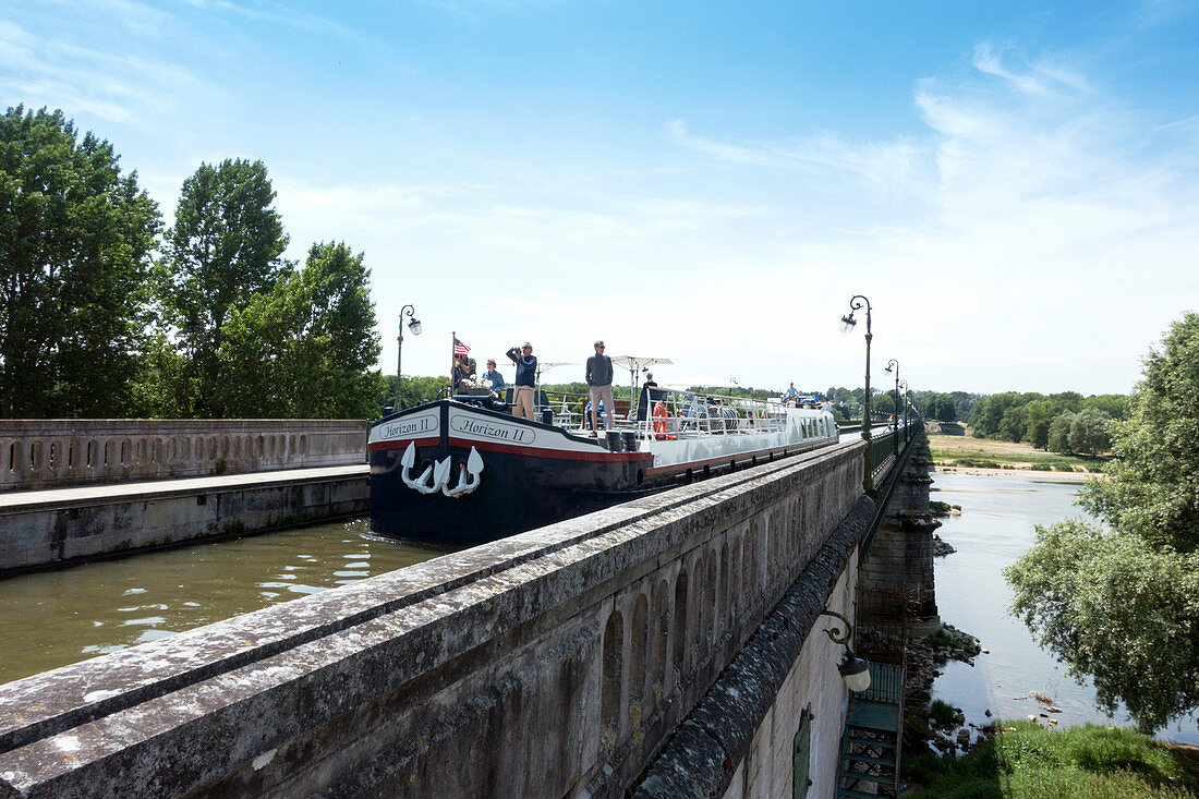 Canal boat on the Briare aqueduct