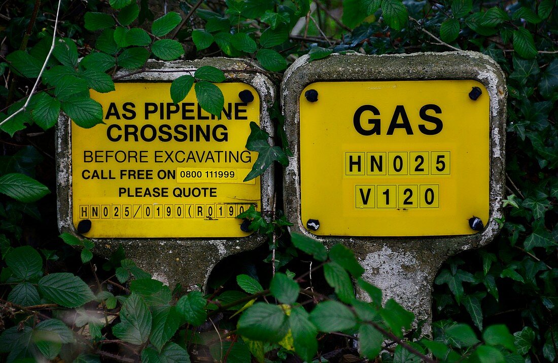Buried gas pipeline markers