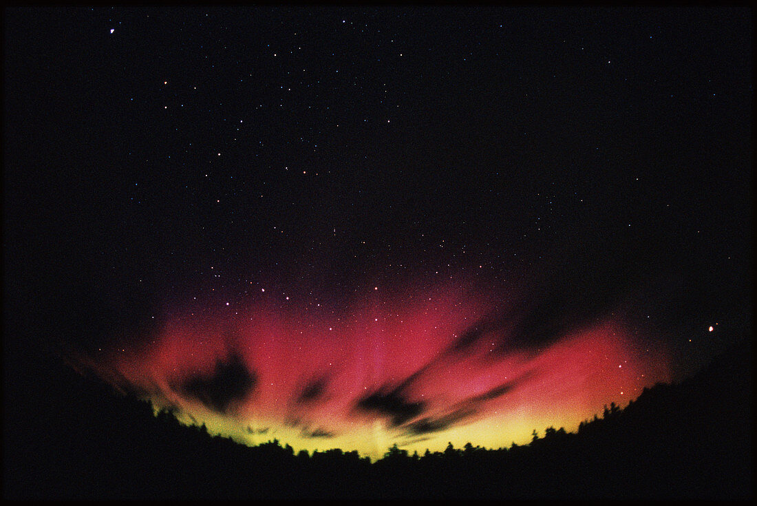 A spectacular,colourful aurora borealis display
