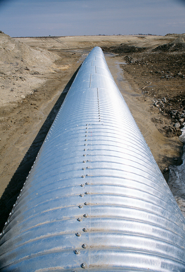 Road drainage pipe