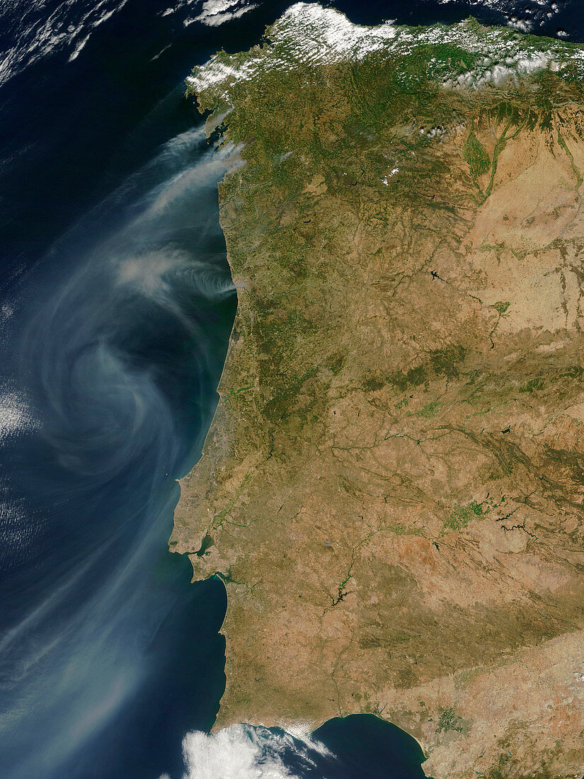 Smoke from Iberian wildfires,07/08/2006