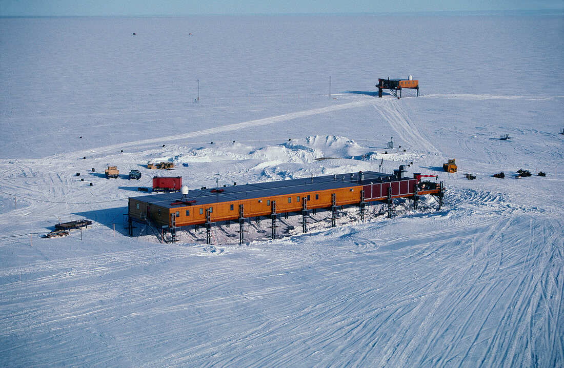 Antarctic research station