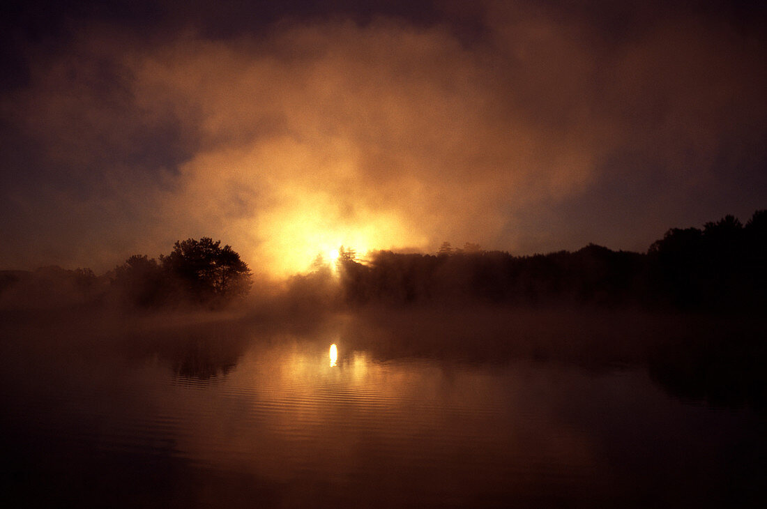 Sunrise at Haviland Pond