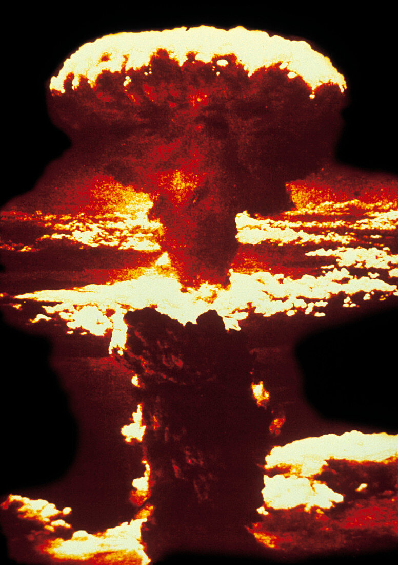 Atomic bomb blast over Nagasaki,1945