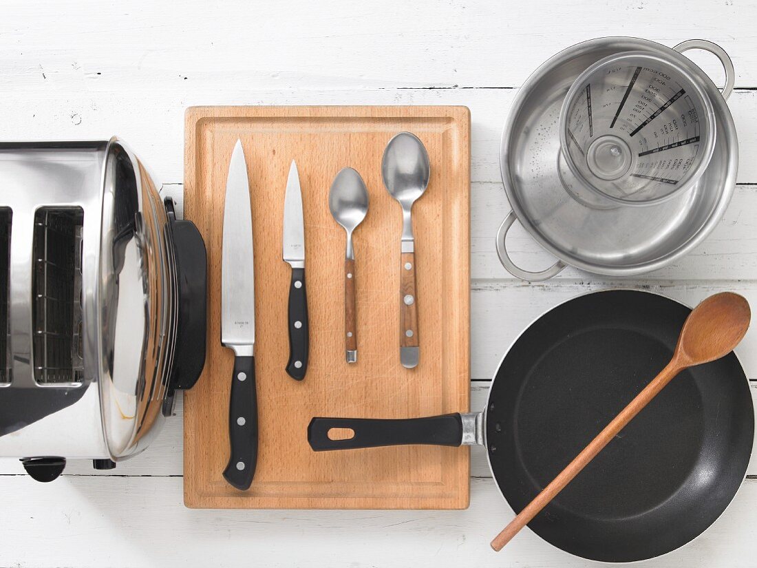 Kitchen utensils for preparing ratatouille