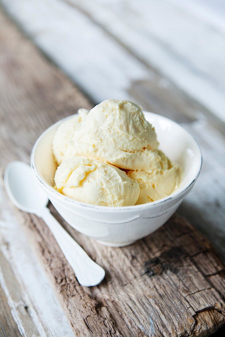 Vanilla ice cream in a bowl