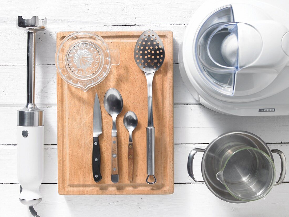 Kitchen utensils for making ice cream and sorbet