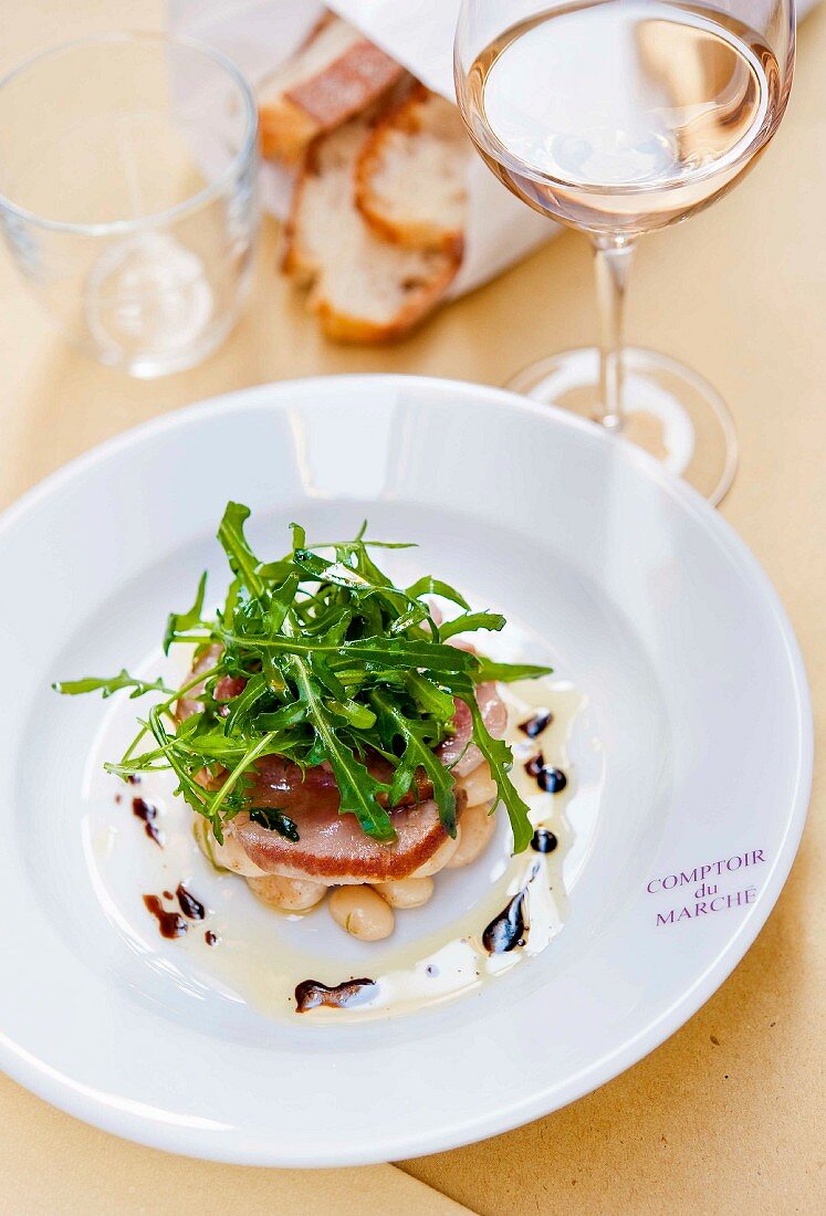 Tuna with rocket and beans at the Comptoir du Marché restaurant in Nice, France