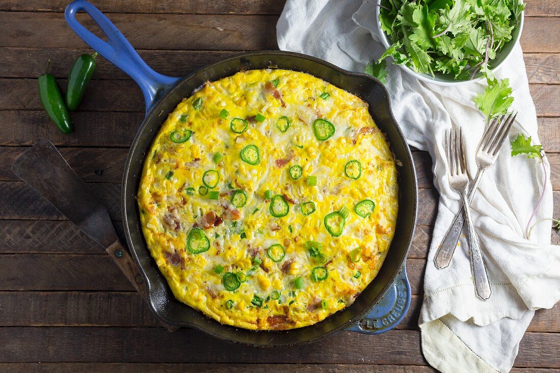 Frittata with green chilli peppers
