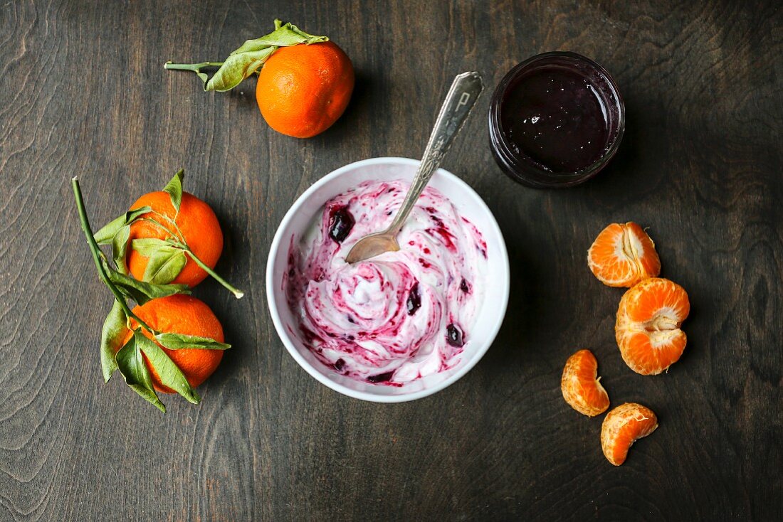 Yoghurt with jam and clementines