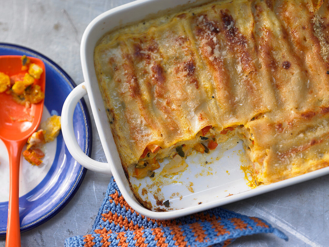 Cannelloni with Hokkaido pumpkin and pumpkin seeds