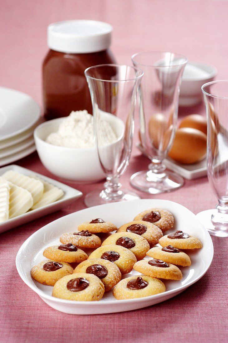 Plätzchen mit Nussnougatcreme