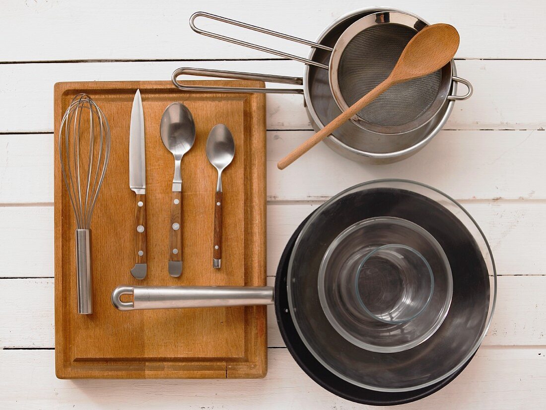 Utensils for making dessert