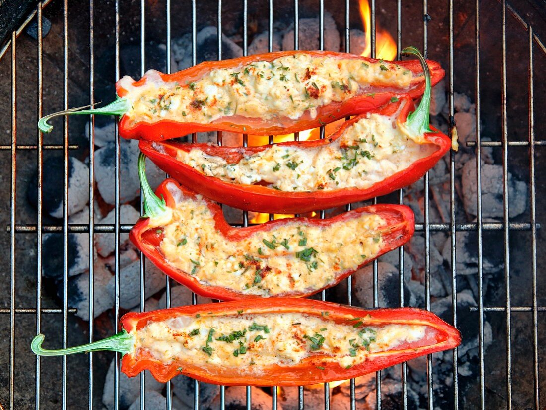 Grilled red peppers with sheep's cheese and rosemary