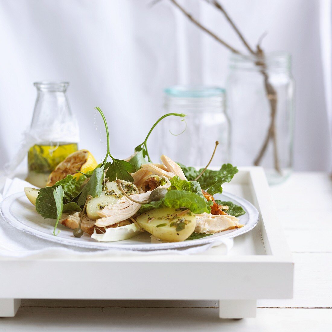 Potato salad with tuna and capers