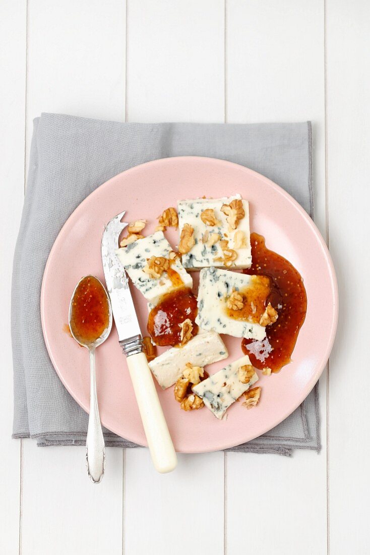 Blue cheese with fig jam