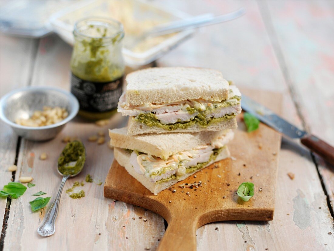Sandwiches with chicken, pesto and coleslaw