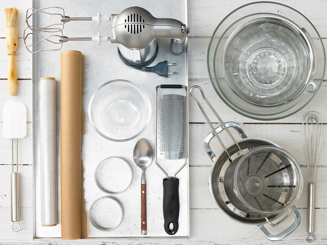 Kitchen utensils for making a cream cheese cake