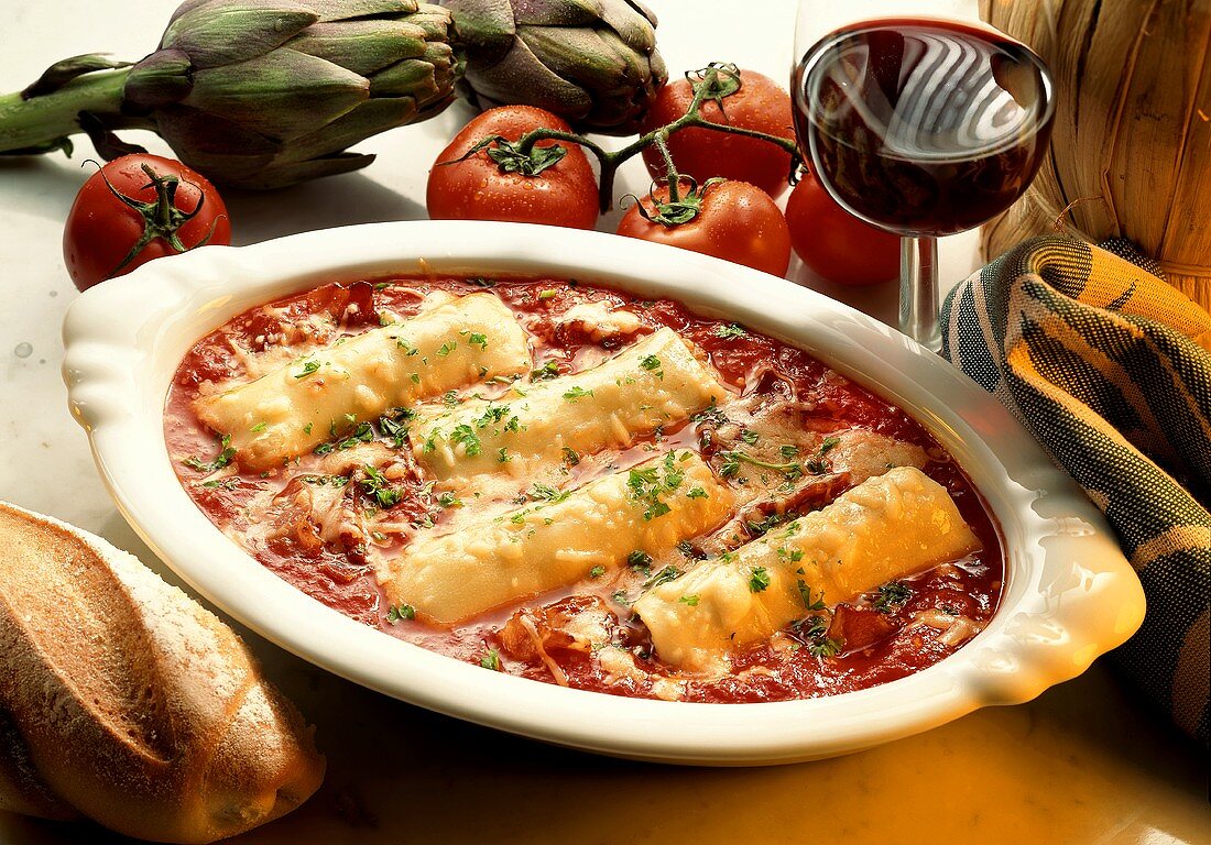 Cheese Cannelloni in Tomato Sauce