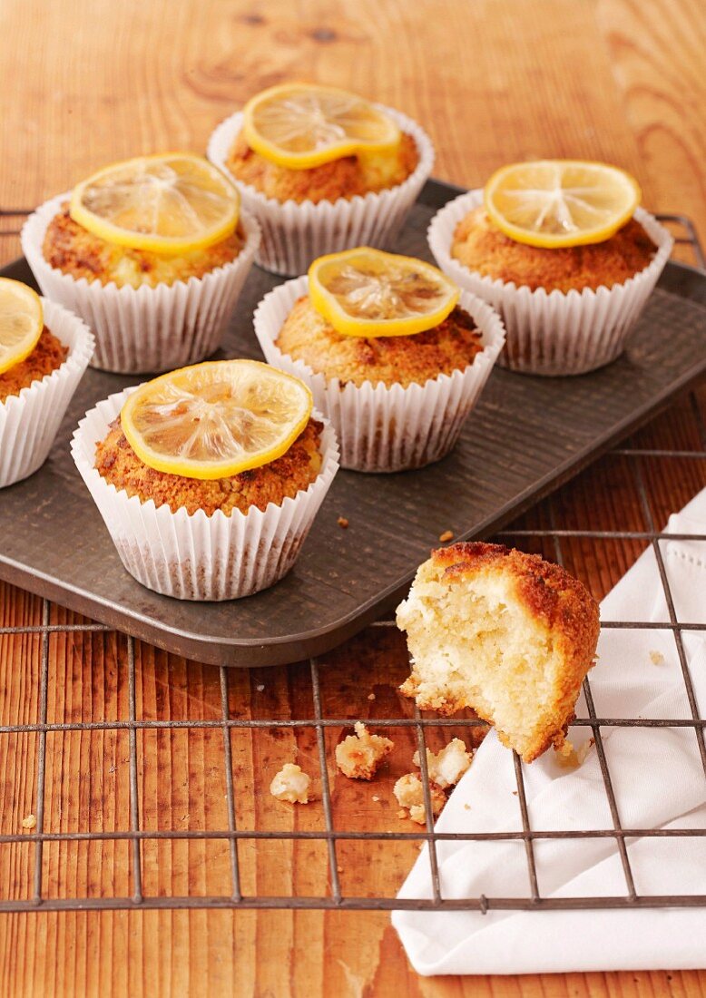Lemon and ricotta muffins