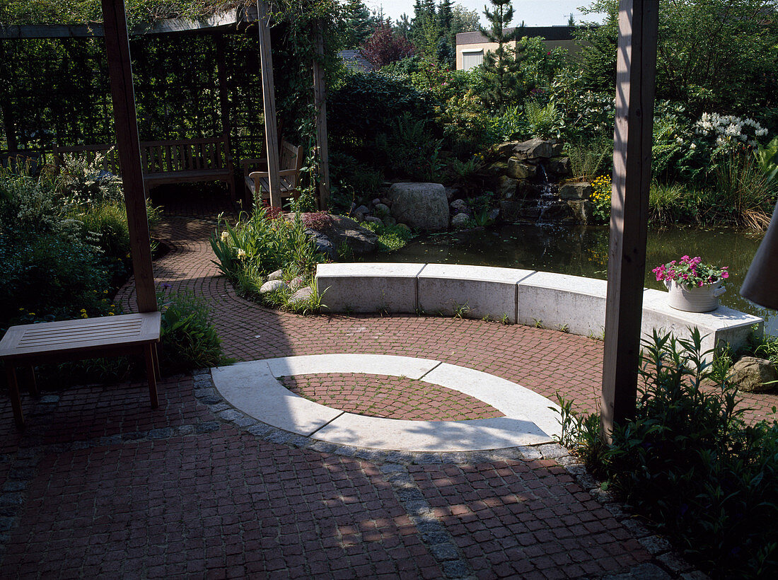 Terrace made of clinker pavers