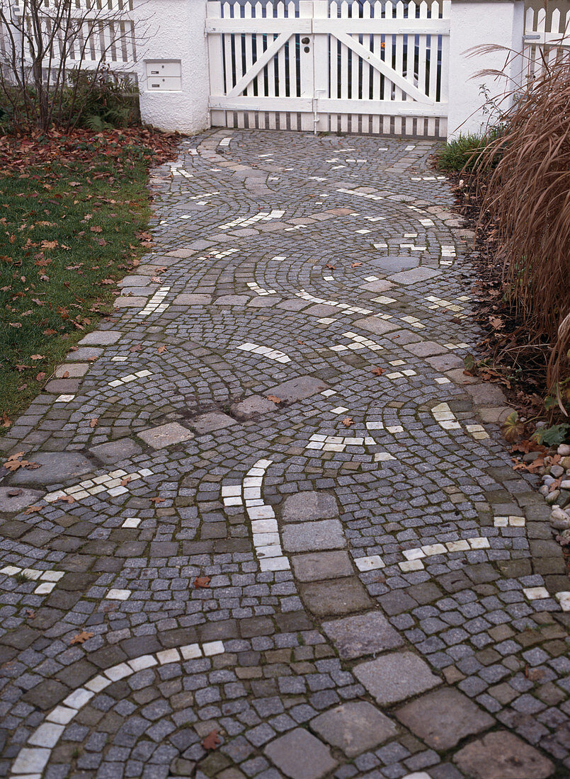 Paved path in curved lines